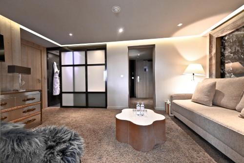 Suite, Mountain View