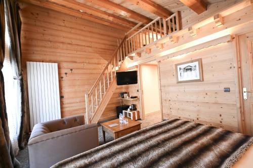 Junior Suite Village View