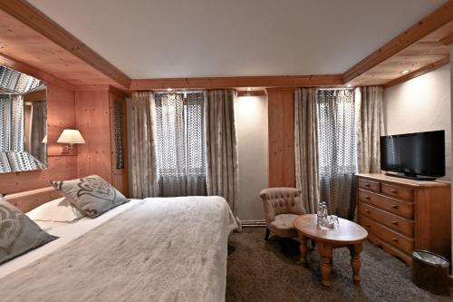 Standard Double Room with Bath - Village View