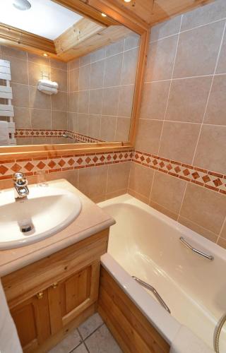 Standard Double Room with Bath - Village View