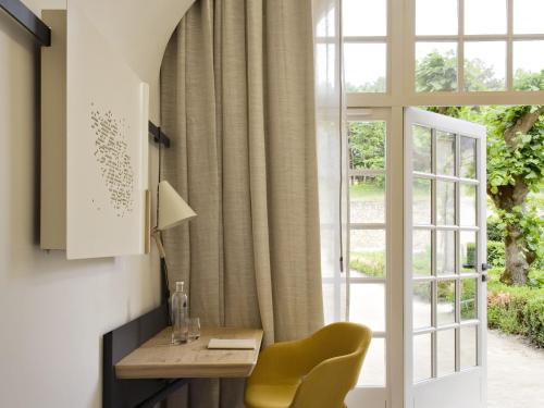 Double Garden Room 