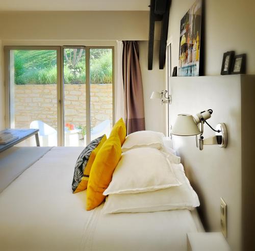 Deluxe Suite with Spa Bath