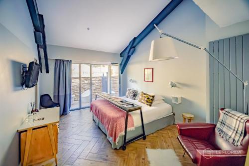 Junior Suite with Garden View