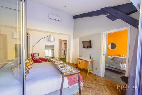 Junior Suite with Garden View