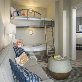 Sleepaway Bunk Suite
