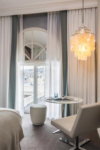 Superior Queen Room