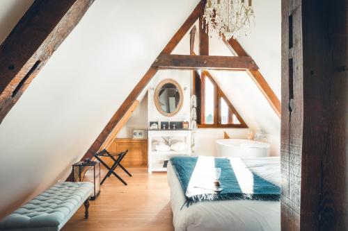 Deluxe Double Room with Bath