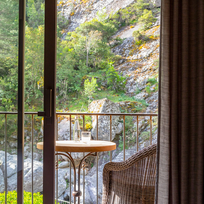 Double Room with River/Garden View