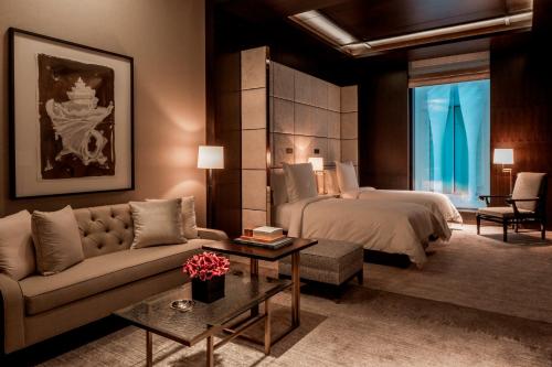 Executive Room Two Twin Beds