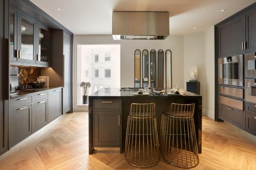 Three Bedroom Tower View Hotel Residence