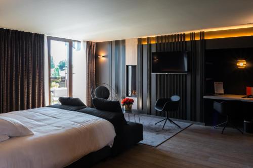 Suite with Terrace