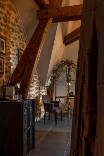 King Suite with Spa Access