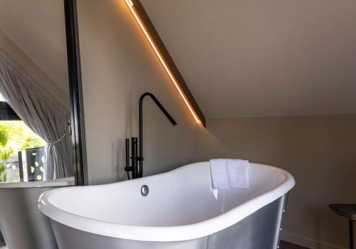 Double Room with Balcony  with Spa Access