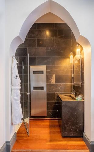 Elegance Double Room