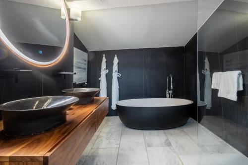 Prestige Double Room with Jacuzzi
