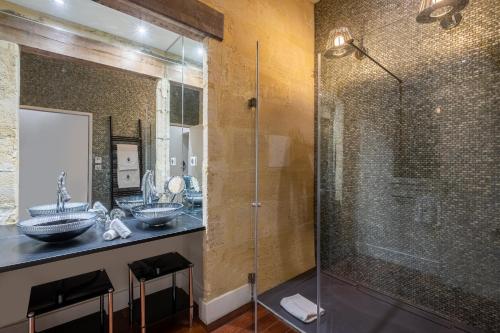 Suite with Terrace and Jacuzzi