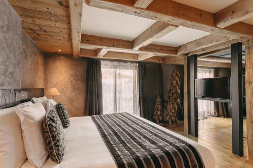 Junior Suite (2 Adults)