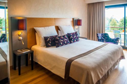 Superior King Room 