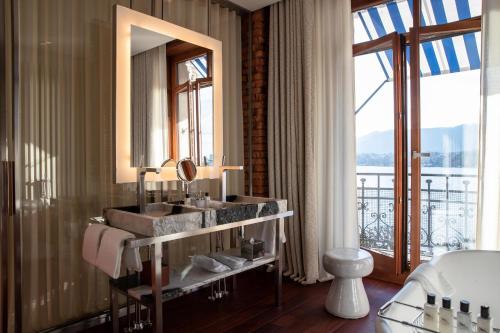 Prestige Balcony Room