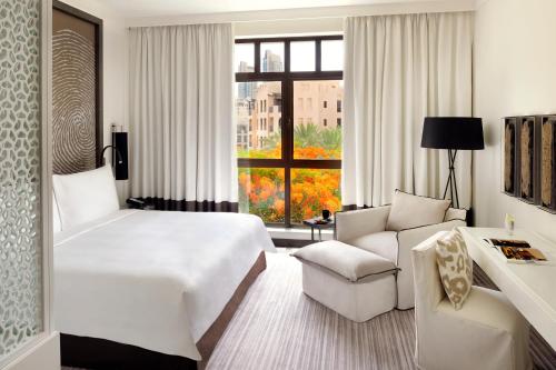 Deluxe Garden View Room