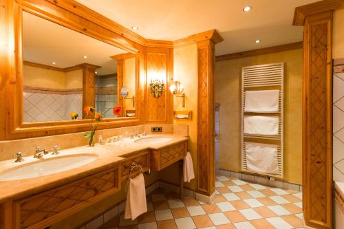 Large Double Room