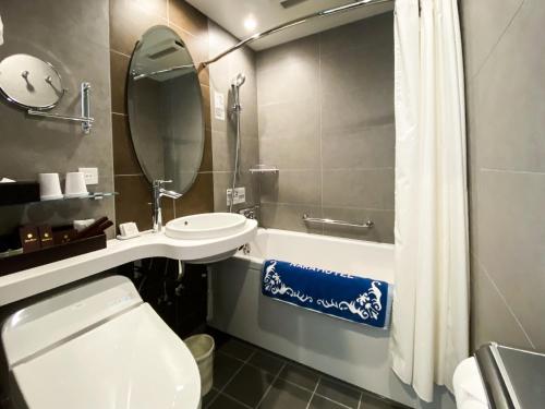 Standard Double Room with City View - Main Wing - Non-Smoking