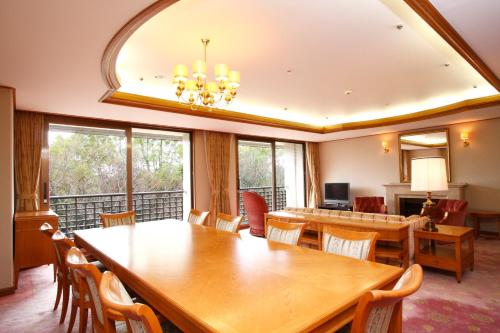 Royal Suite - New Wing