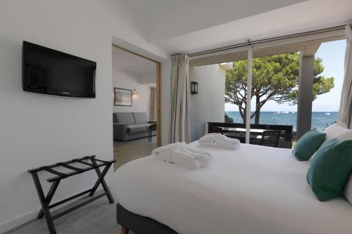 Suite with Village View