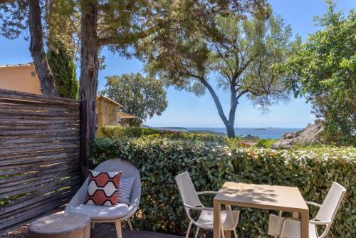 Junior Suite with Sea View (2 Adults)