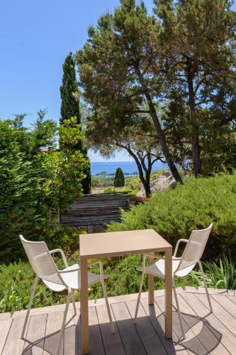 Junior Suite with Sea View (2 Adults)