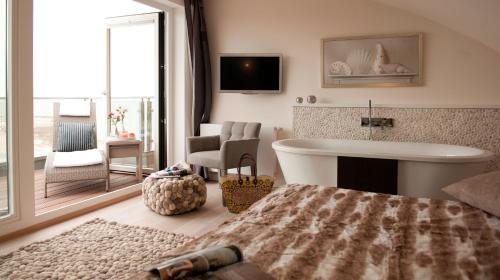 Premier Apartment with Sea View