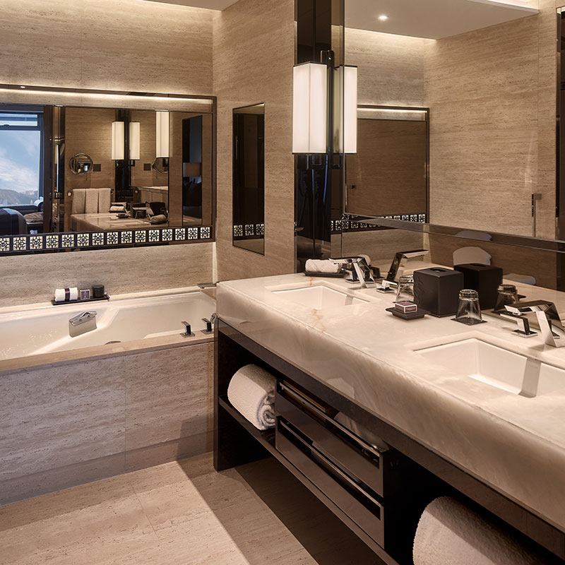 Deluxe Seaview King Room 