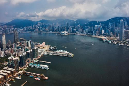 The Ritz-Carlton Suite with 2 Bedroom and Victoria Harbour view