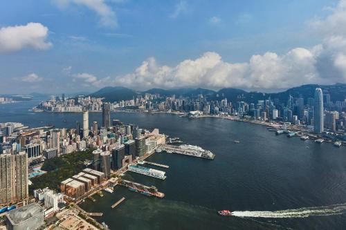 The Ritz-Carlton Suite with 2 Bedroom and Victoria Harbour view