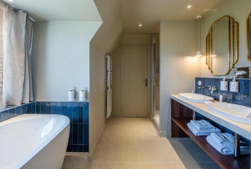 Deluxe Double Room with Sea View