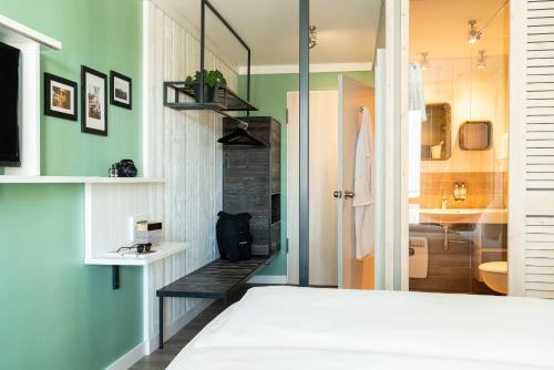 Doppelzimmer mit Balkon
