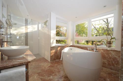 Large Suite
