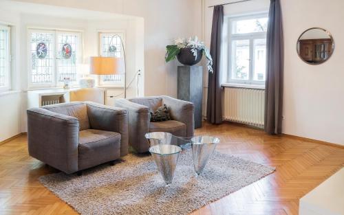 Large Suite