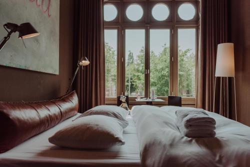 Blue Cozy Room