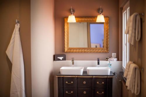 Suite with Garden View