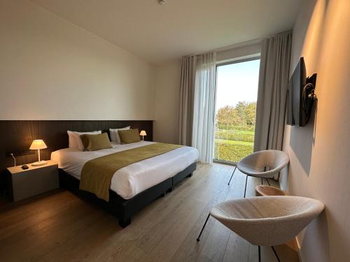 Deluxe Double Room with Garden View