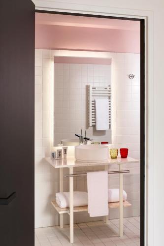 Small Mama Double Room