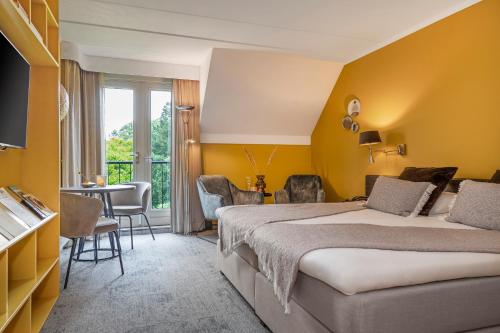 Deluxe Double or Twin Room with French Balcony