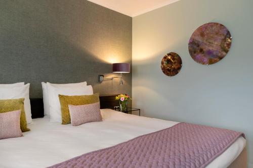 Deluxe Double or Twin Room with Terrace