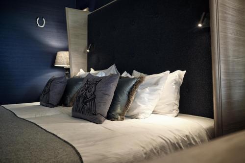 Junior Suite (1 Adult)