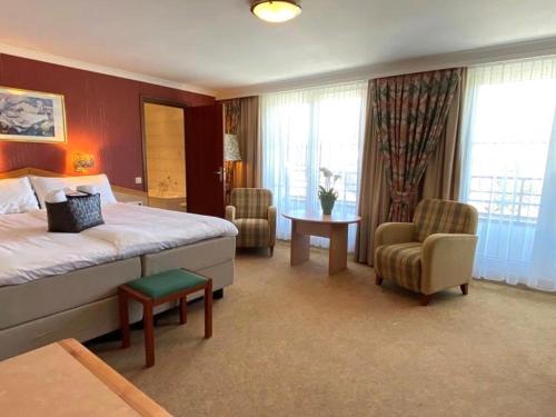 Standard King Room