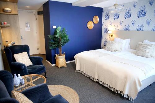 Superior Room with Garden View