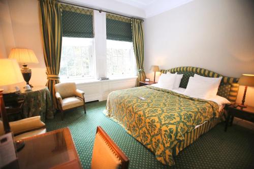 Deluxe Double Room with Garden View