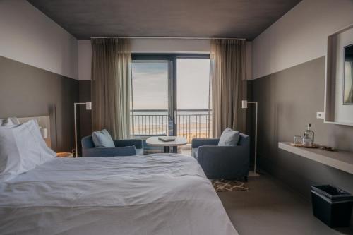 Comfort Room (Sea View)