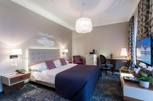 Style Double Room with City View